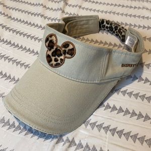 Disney Park Animal Kingdom Visor Hat Authentic